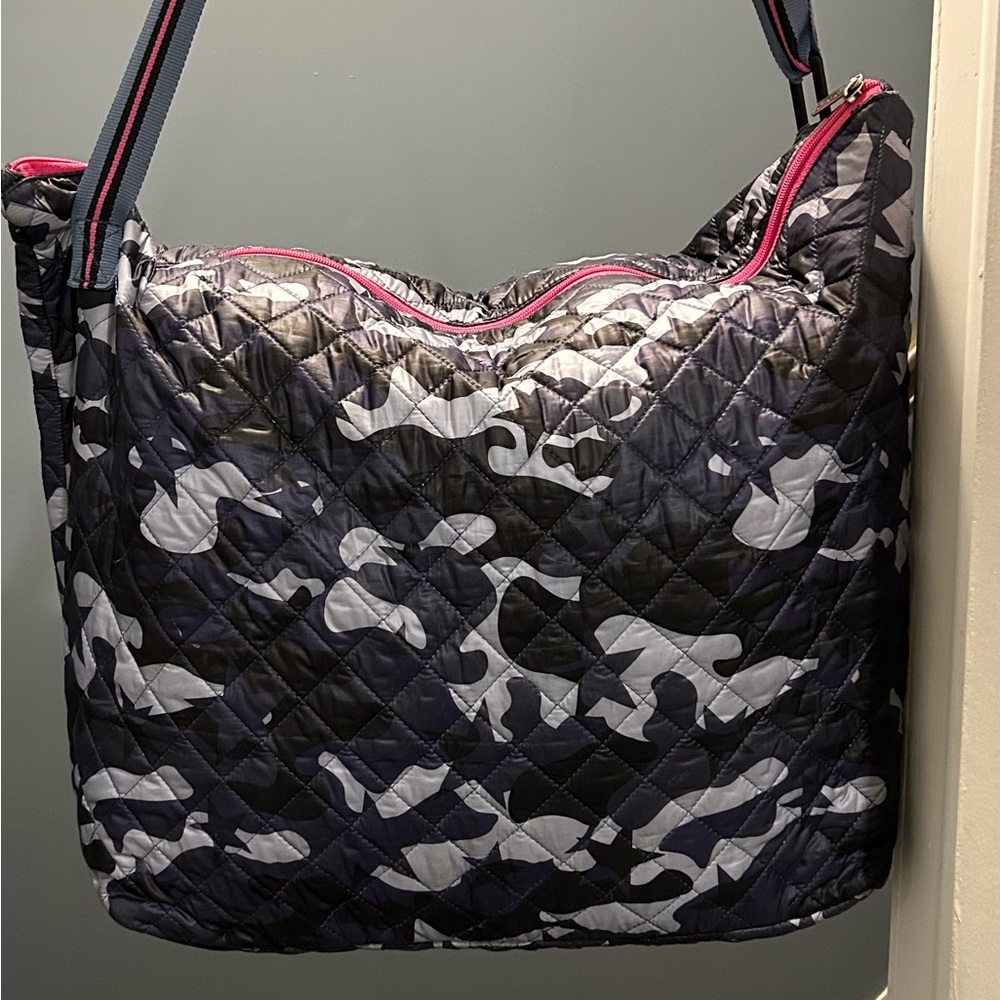 ISCREAM BLUE CAMO WEEKENDER